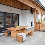 Panoramachalet Emmylou Holiday home