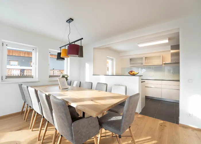 Panoramachalet Emmylou Nyaraló *